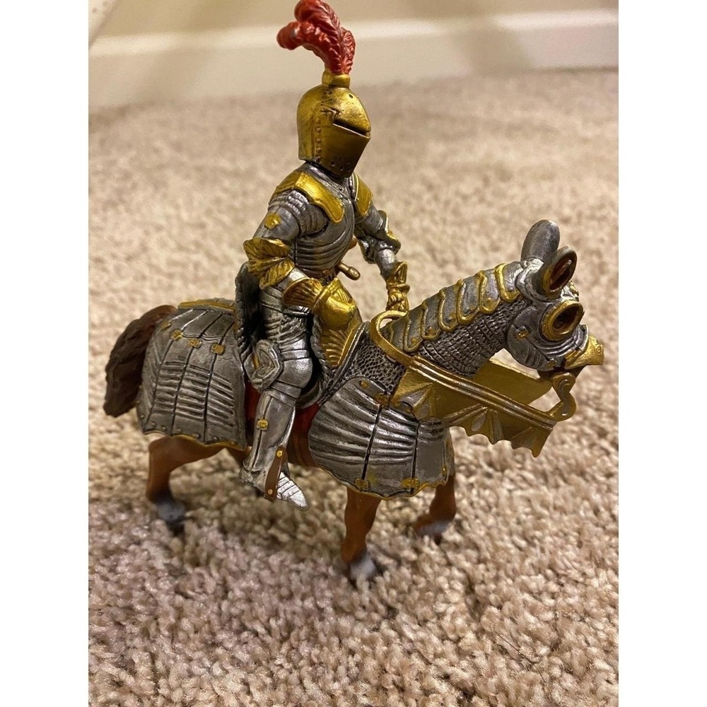 Schleich World Of Knights Soldier & Horse 70017 Germany Toy SKU30